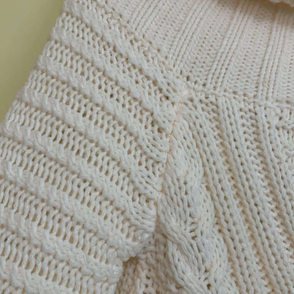 H & M | NWT Cream Chunky Knit Long Sleeve Cowl Neck Pointelle Sweater S